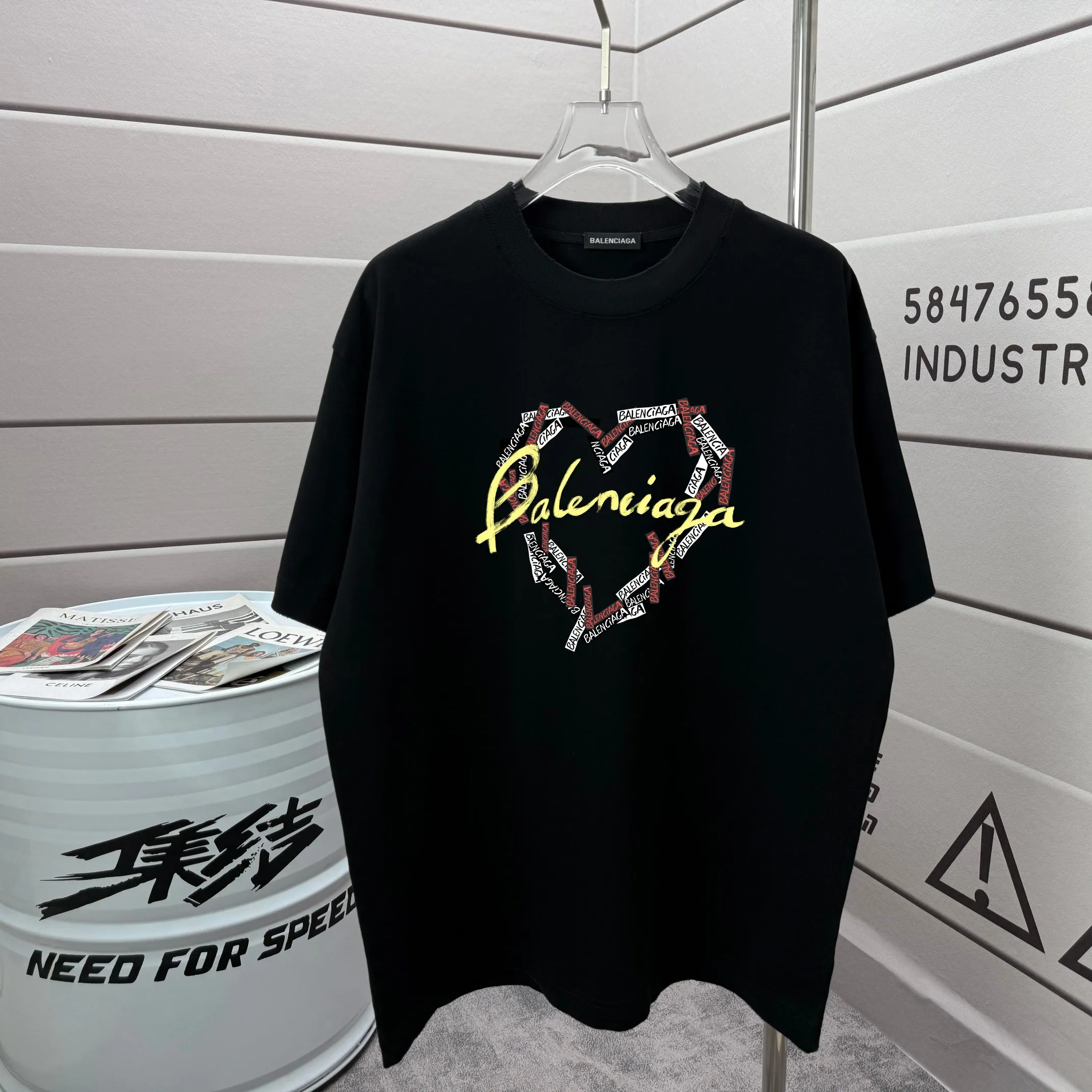 # * Balenciag*2026 New Arrival 320 tee Same Style : Size :S M L XL XXL Size： S （90-130 ） M （120-150 ） L （140-165 ） XL （160-180 ） XXL （180-210 ）